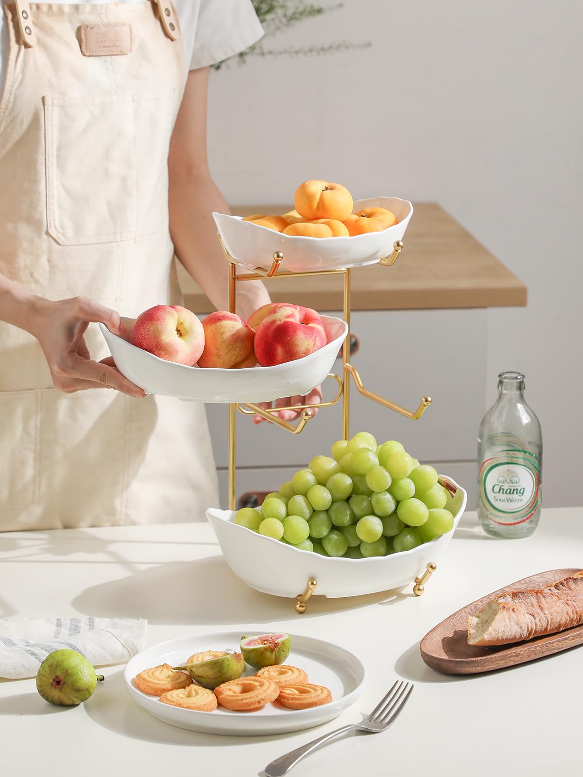 3 Tier White Ceramic Fruit Bowl Q4137